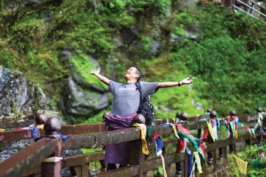 Bhutan Cultural Tours — Taktsang Tiger's Nest Monastery hike with guided tour group, Bhutan travel cost guide